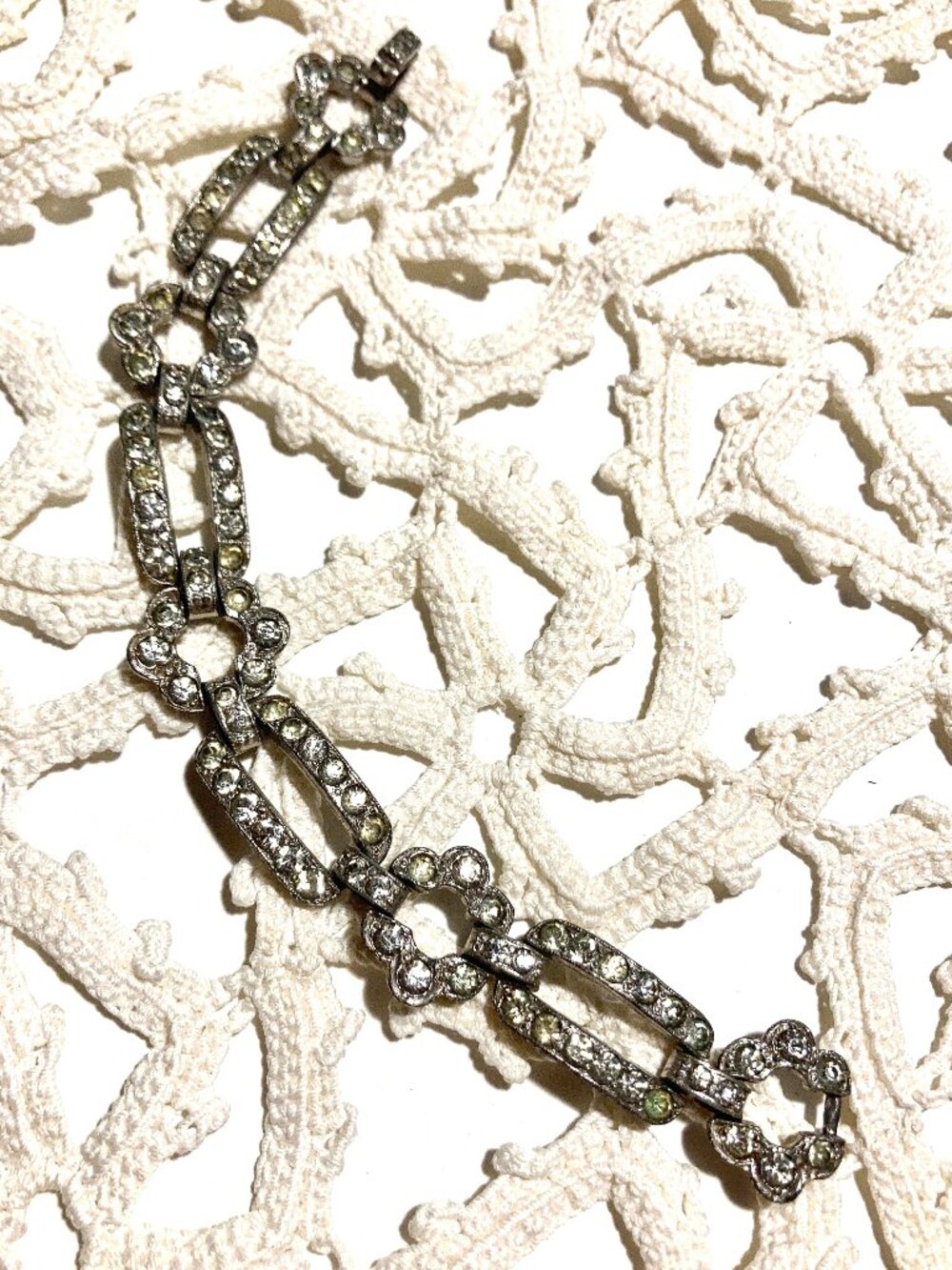 Vintage Rhinestone Bracelet with Clasp